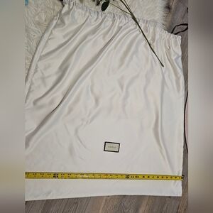 Gucci: XL Dustbag